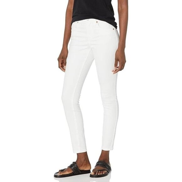 BlankNYC The Stanton Capri Stretch Denim Jeans Mid Rise Cropped White Sz 29 NEW - Picture 1 of 10